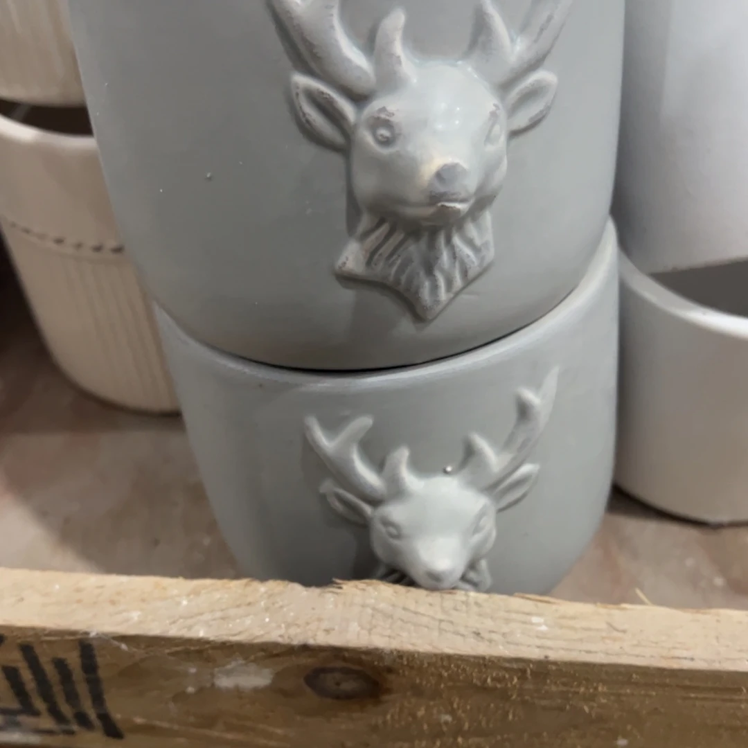 有孔陶瓷花盆，满10米包邮发货