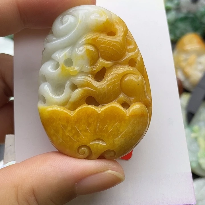 翡翠未镶嵌颈饰天然翡翠