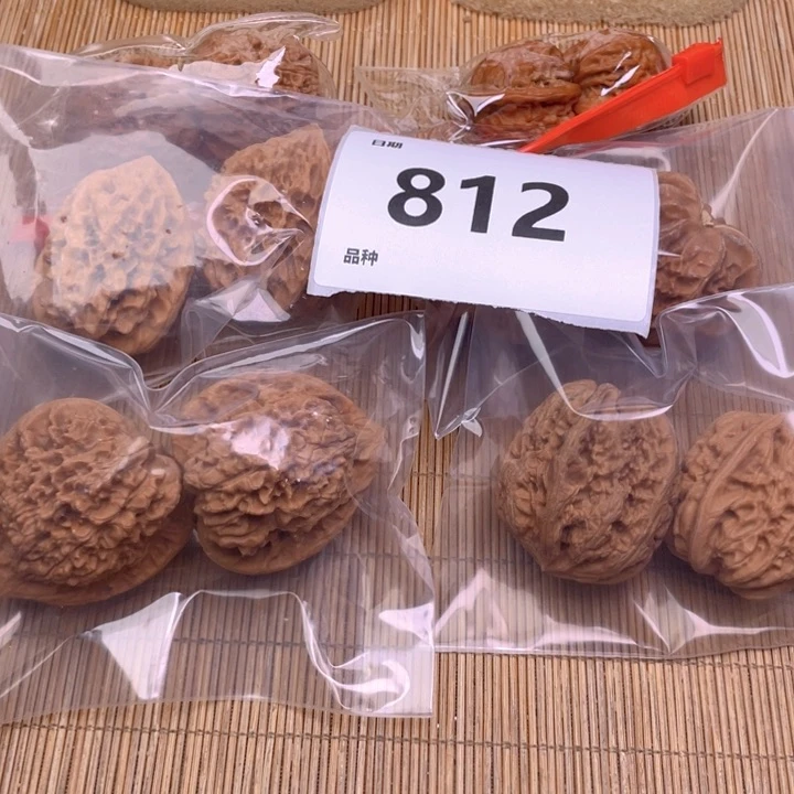 文玩核桃把件812号6对