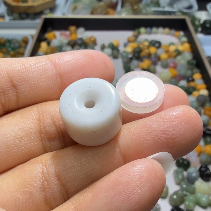 未镶嵌和田玉珠宝半成品