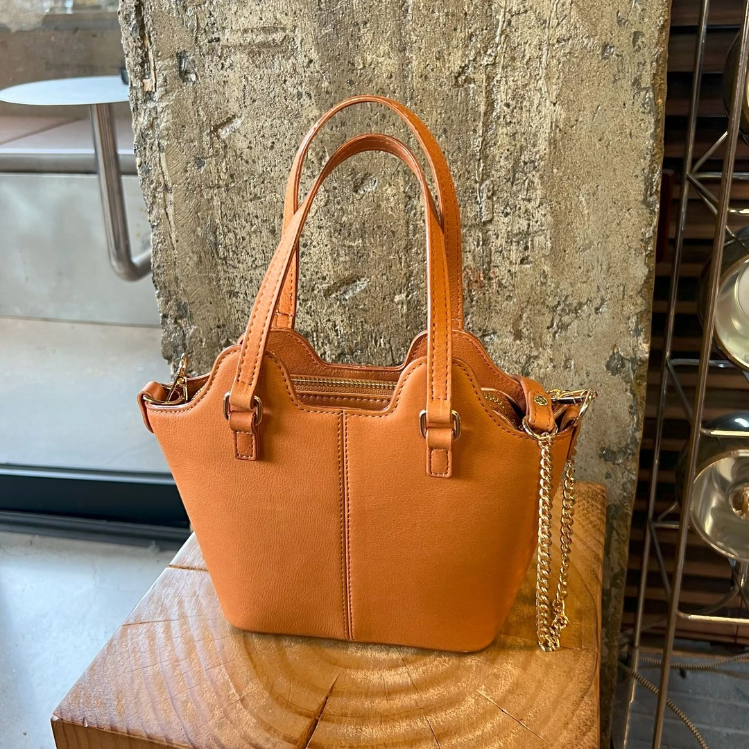 【现货】全真皮 假一赔十 小猫咪款菜篮子水桶包高级感斜挎包手提包