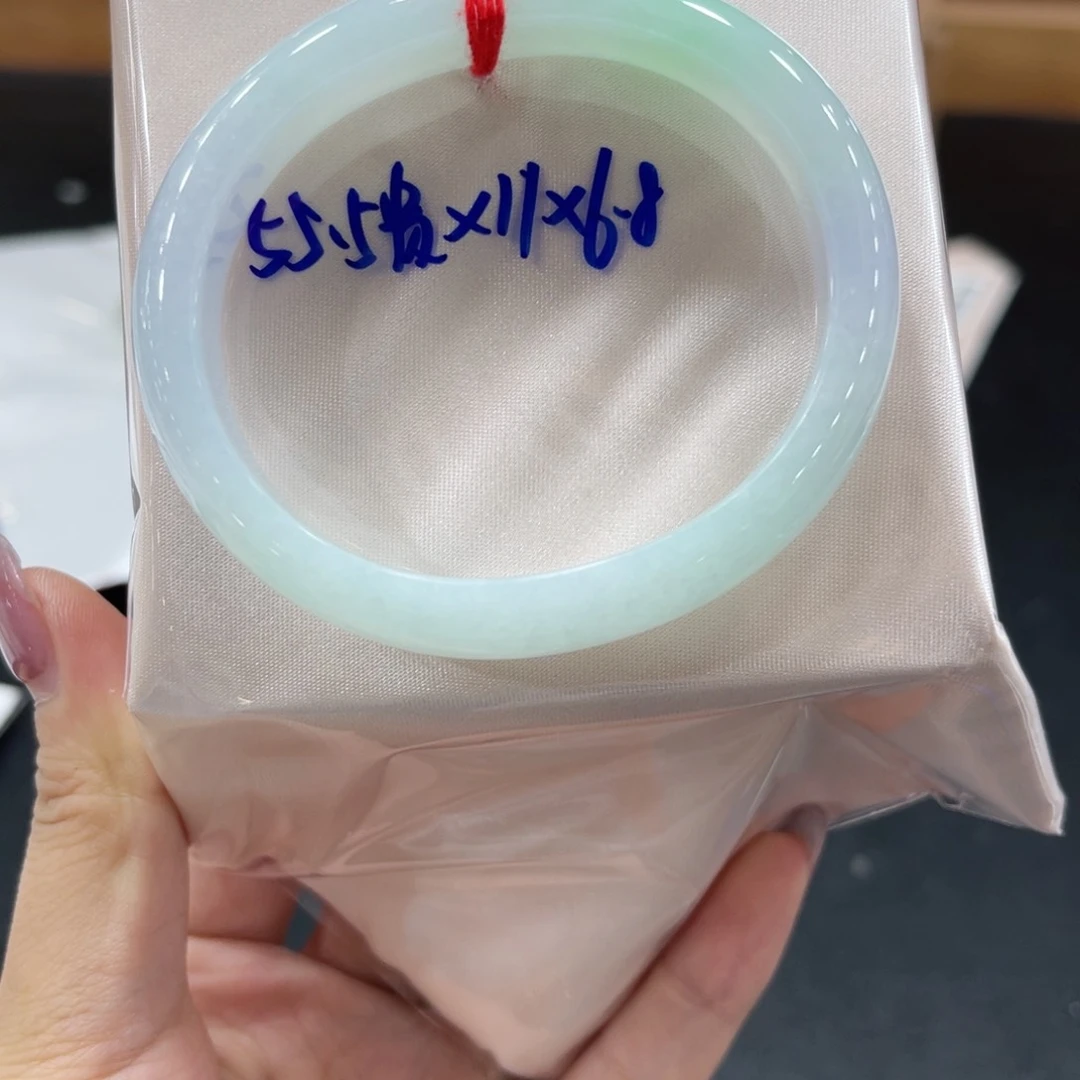 未镶嵌手镯翡翠翡翠