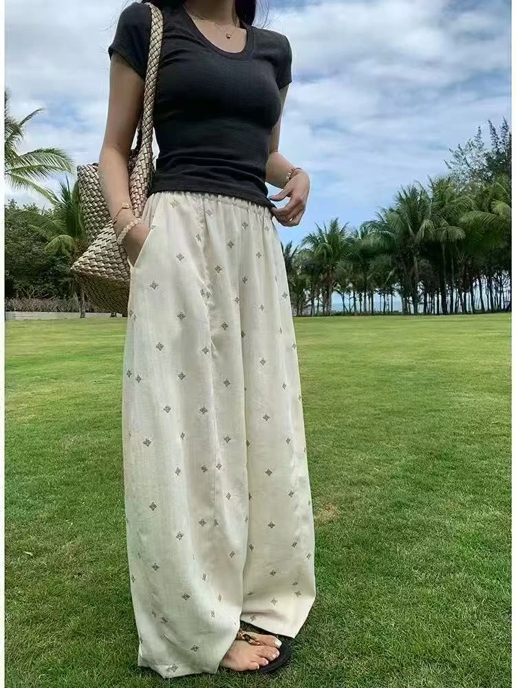 005-F3911-刺绣花朵棉麻阔腿裤