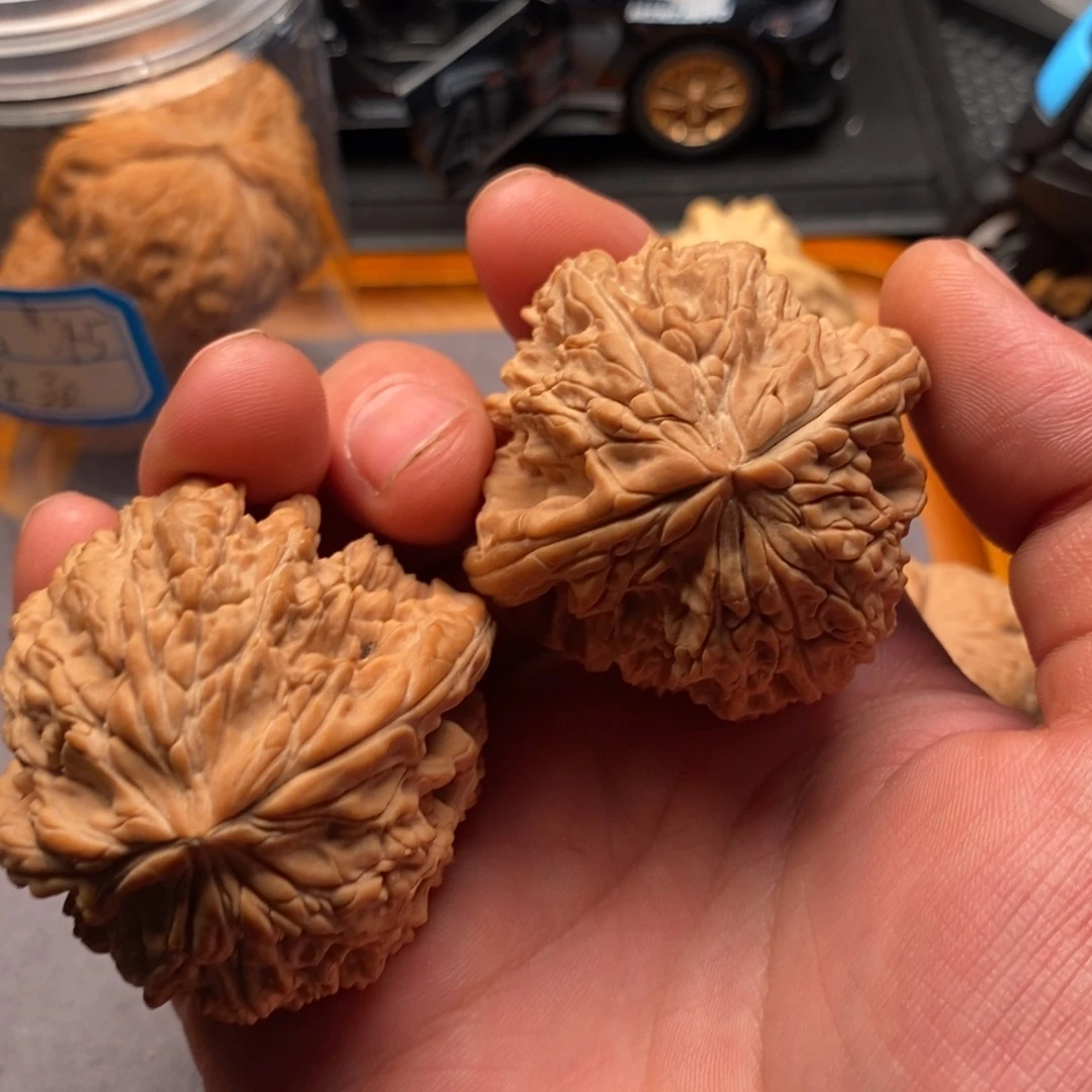 文玩核桃精品对暴雪全品46