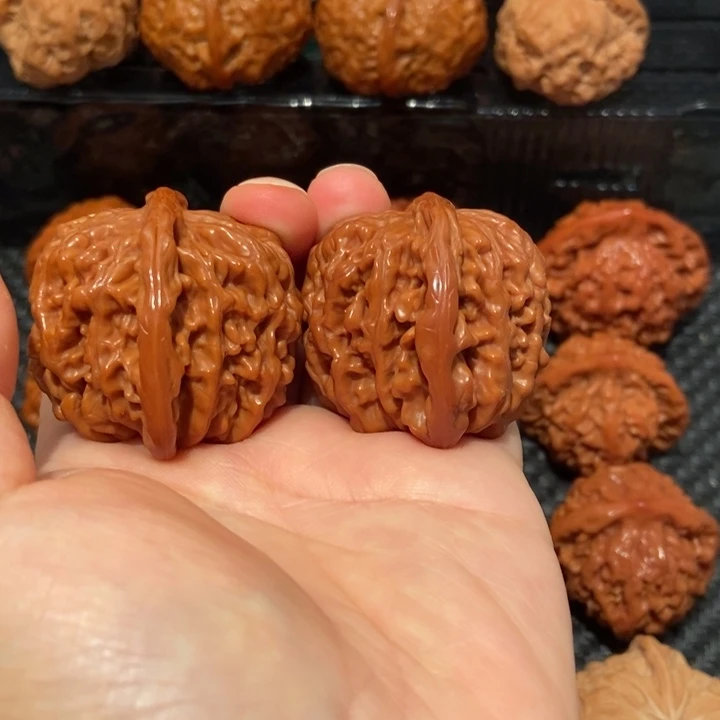 文玩核桃把件41.5尺寸四座楼0941