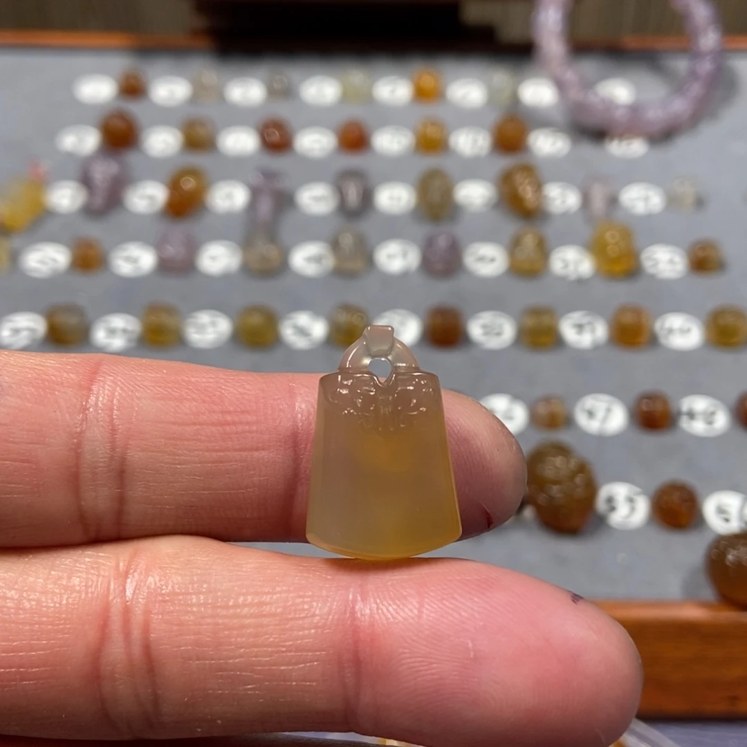 风***浪玛瑙/玉髓合金颈饰锁
