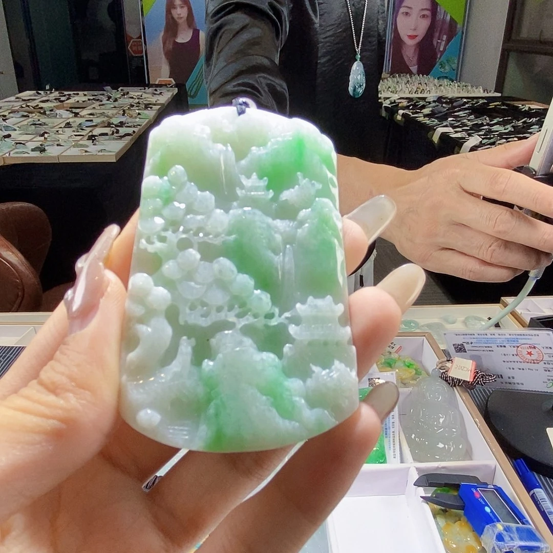 颈饰未镶嵌翡翠翡翠