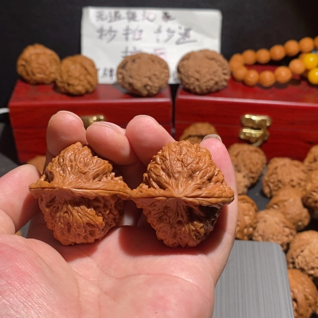文玩核桃把件饭***e凹底