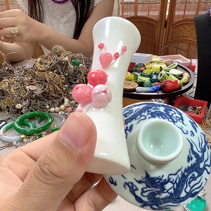 瓷片不会哈哈哈哈给哈哈哈哈哈哈