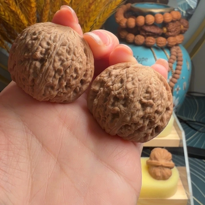 桃核把件泥鳅背 全品39