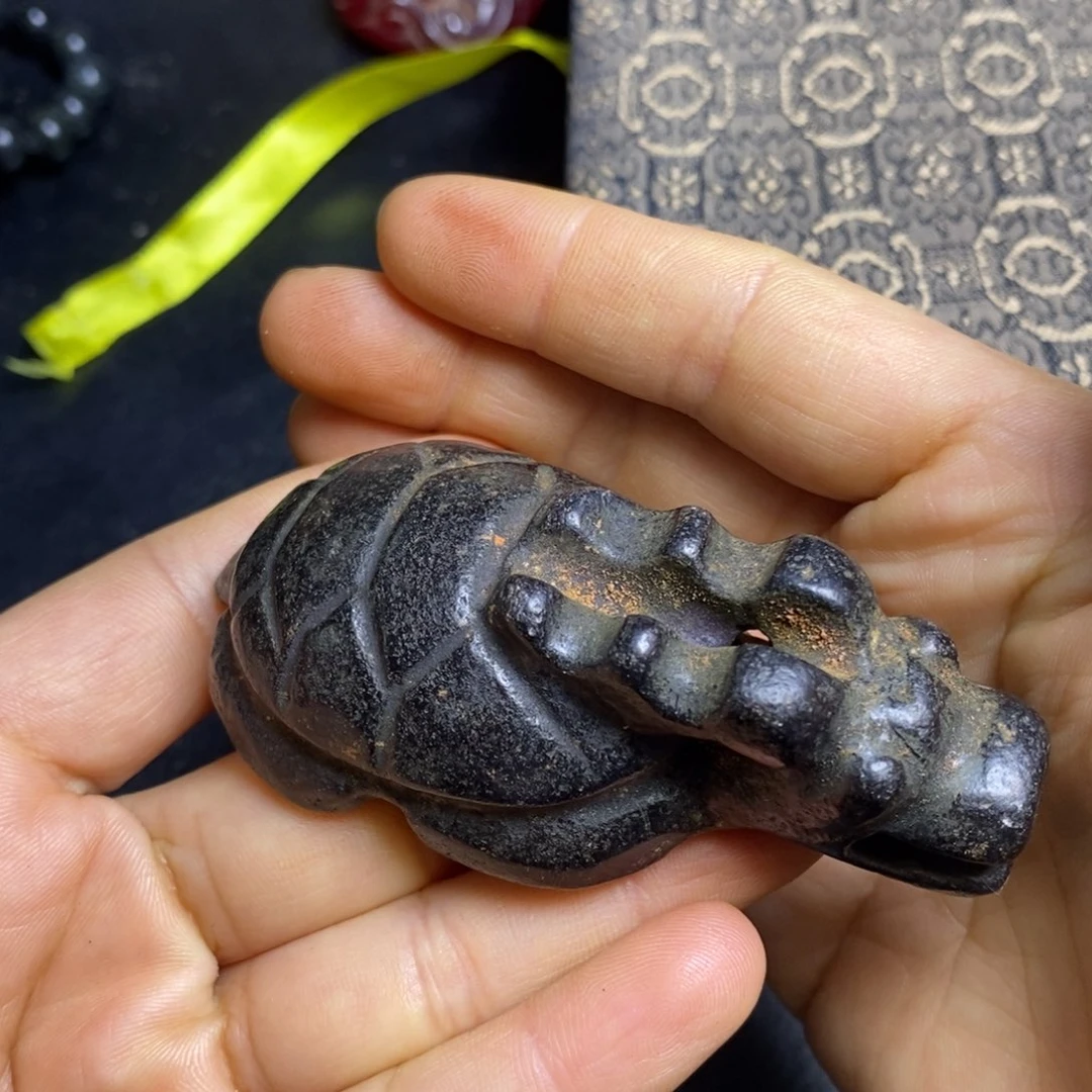 未镶嵌和田玉（糖玉）挂件