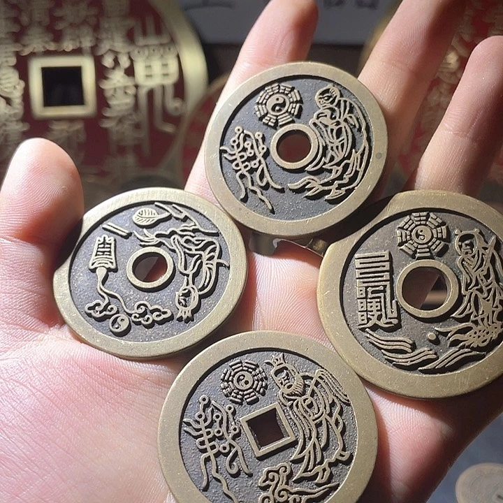 铜李**。现代仿制工艺品