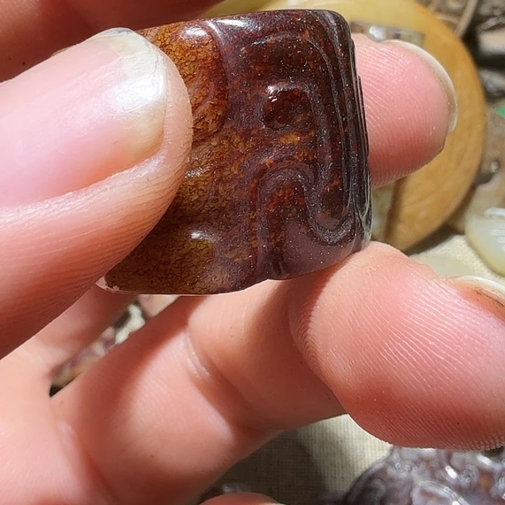 乐***央和田玉（糖玉）未镶嵌挂件