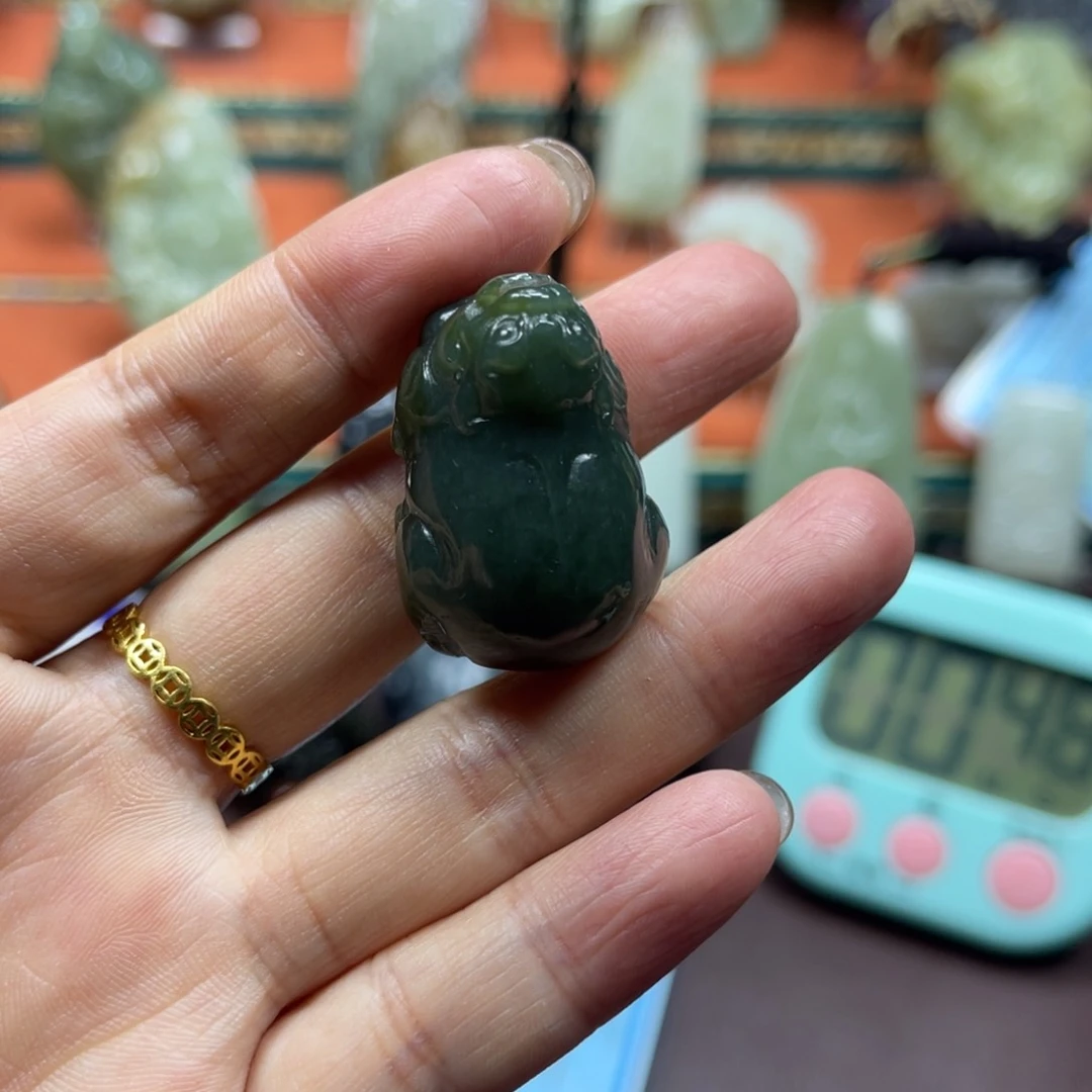 和田玉挂件未镶嵌