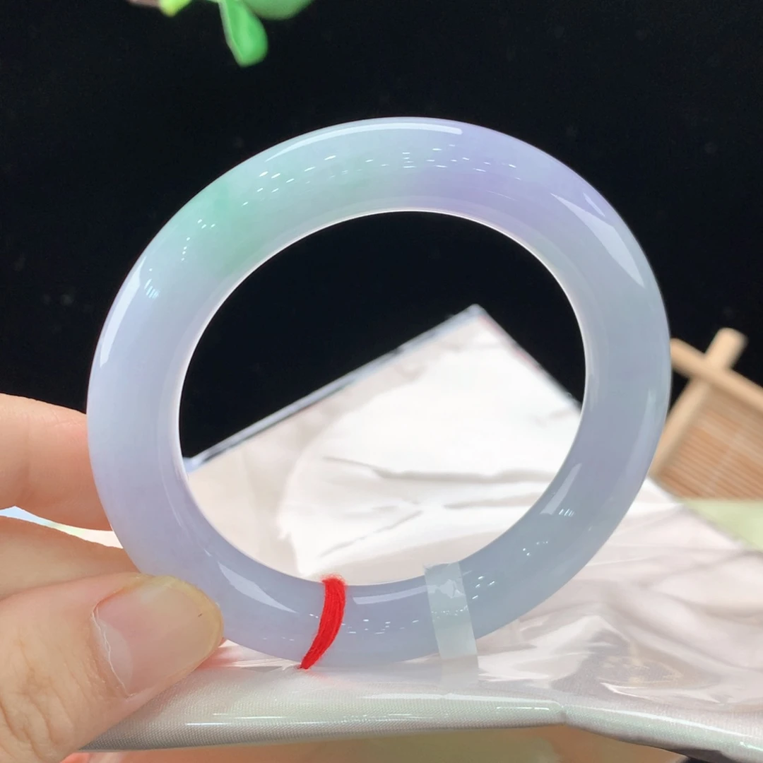 翡翠手镯未镶嵌111/0142