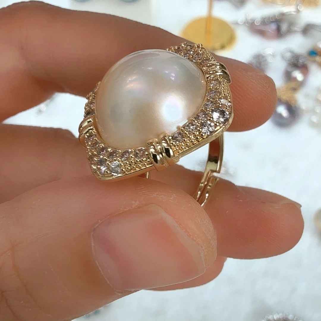 戒圈未镶嵌拼合珍珠（马贝珠）