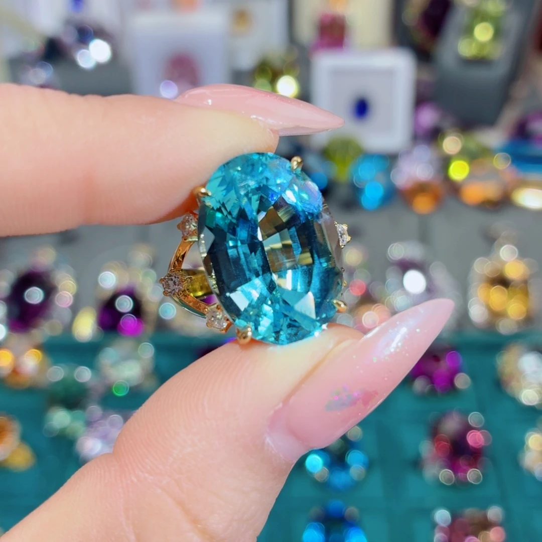 银S925镶嵌戒指托帕石戒指