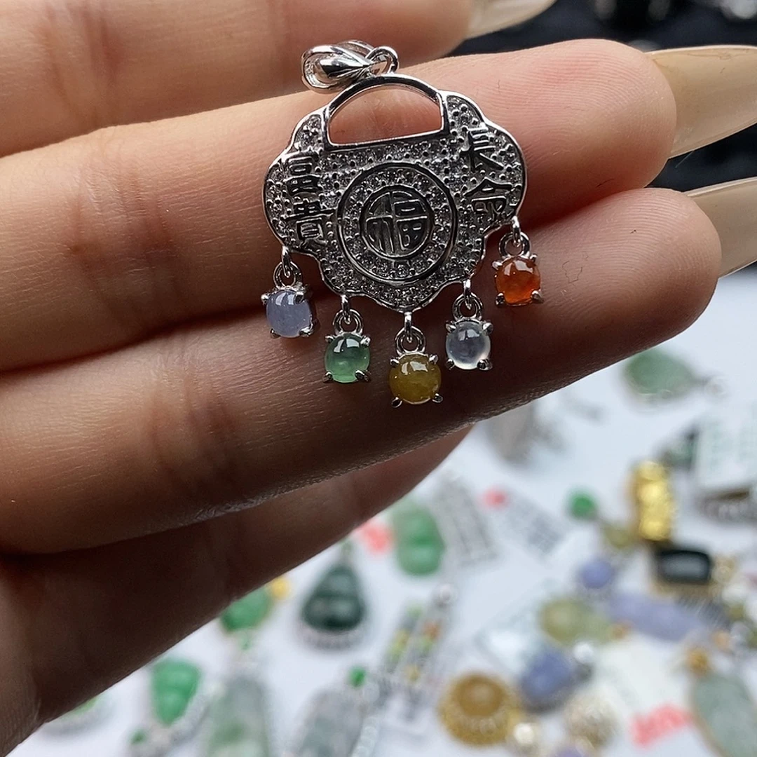 翡翠未镶嵌戒指翡翠