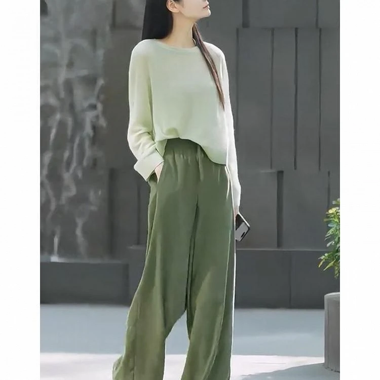 2025春装搭配一整套超火慵懒松弛感浅绿色圆领上衣阔腿裤两件套女
