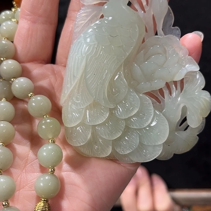 颈饰未镶嵌和田玉