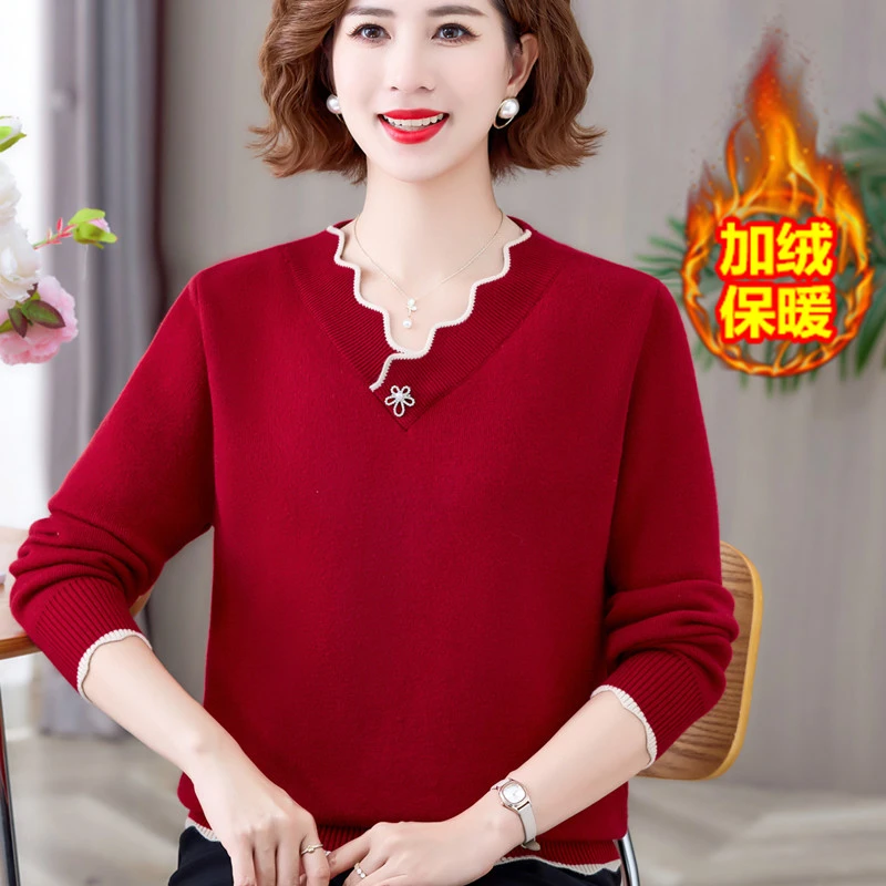 妈妈冬装洋气加厚针织衫上衣V领新款中老年女秋冬一体绒加厚毛衣
