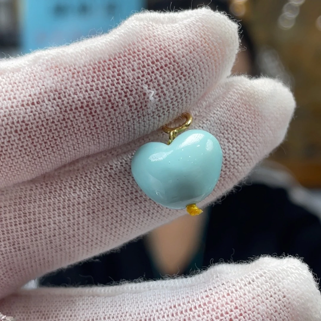 绿松石未镶嵌挂件