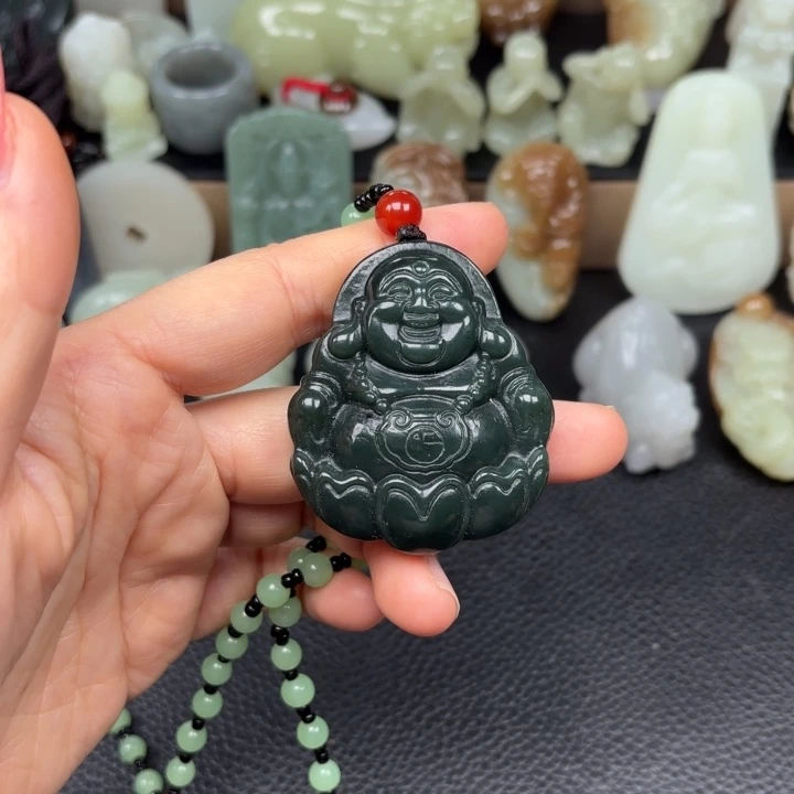 颈饰未镶嵌和田玉