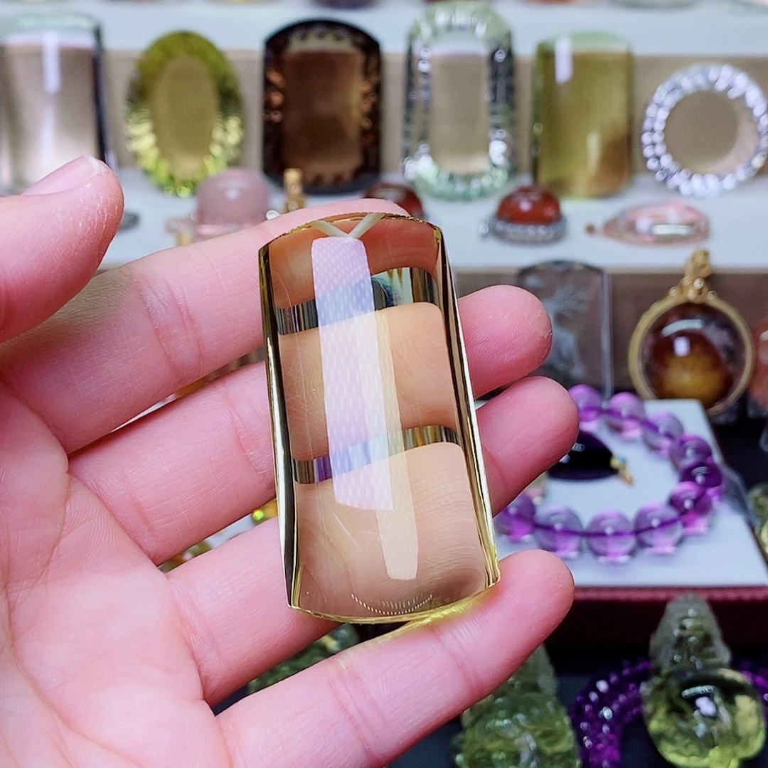 燕***园未镶嵌水晶吊坠(赠链)