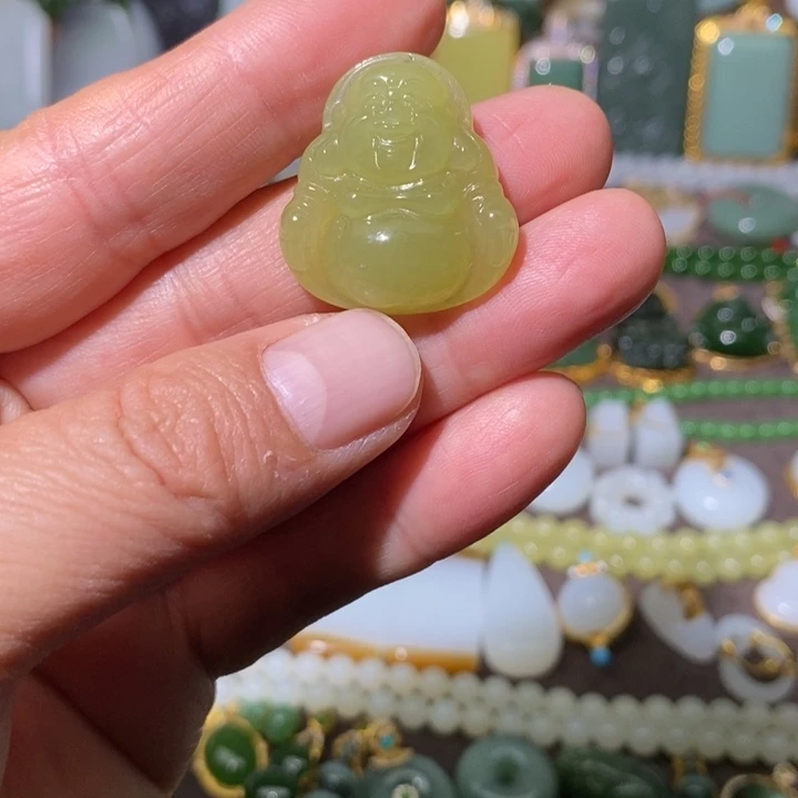 和田玉（黄玉）未镶嵌颈饰