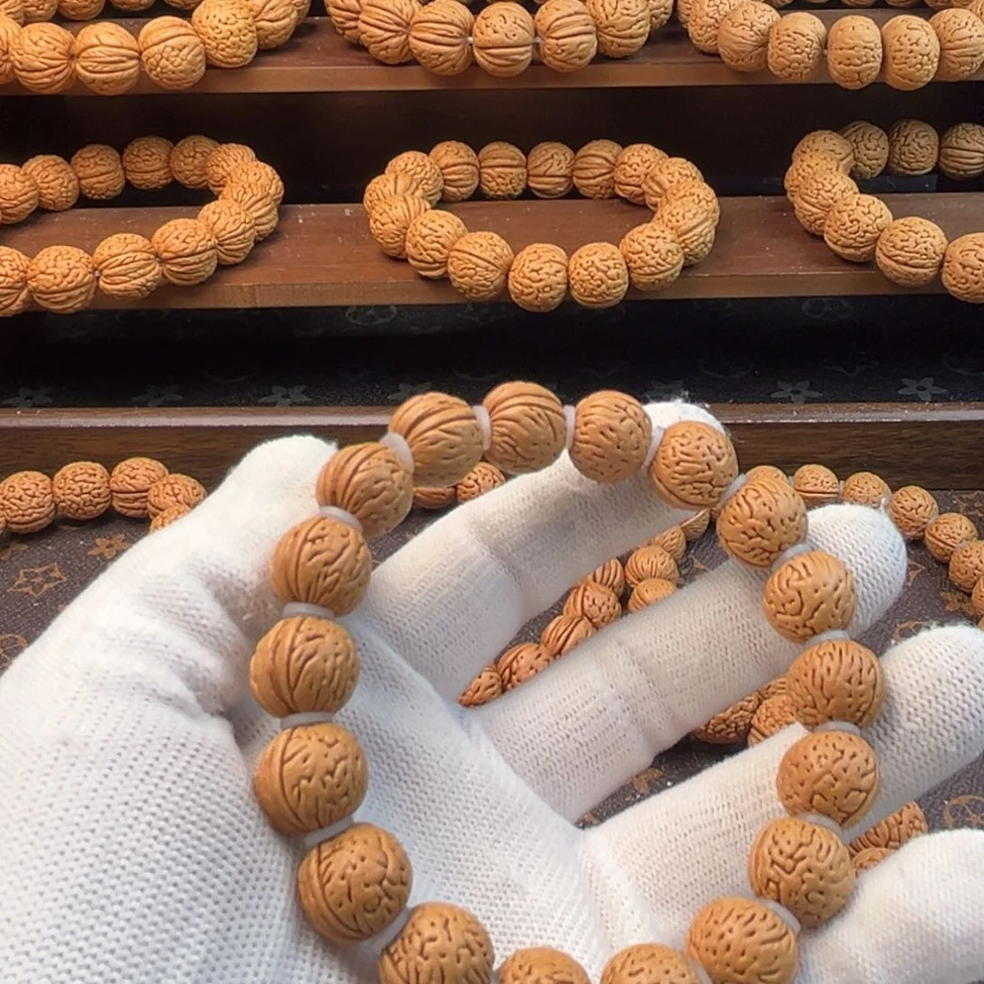 桃核手串野生小黄桃