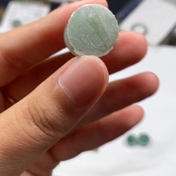 翡翠戒指未镶嵌k*翡翠戒心