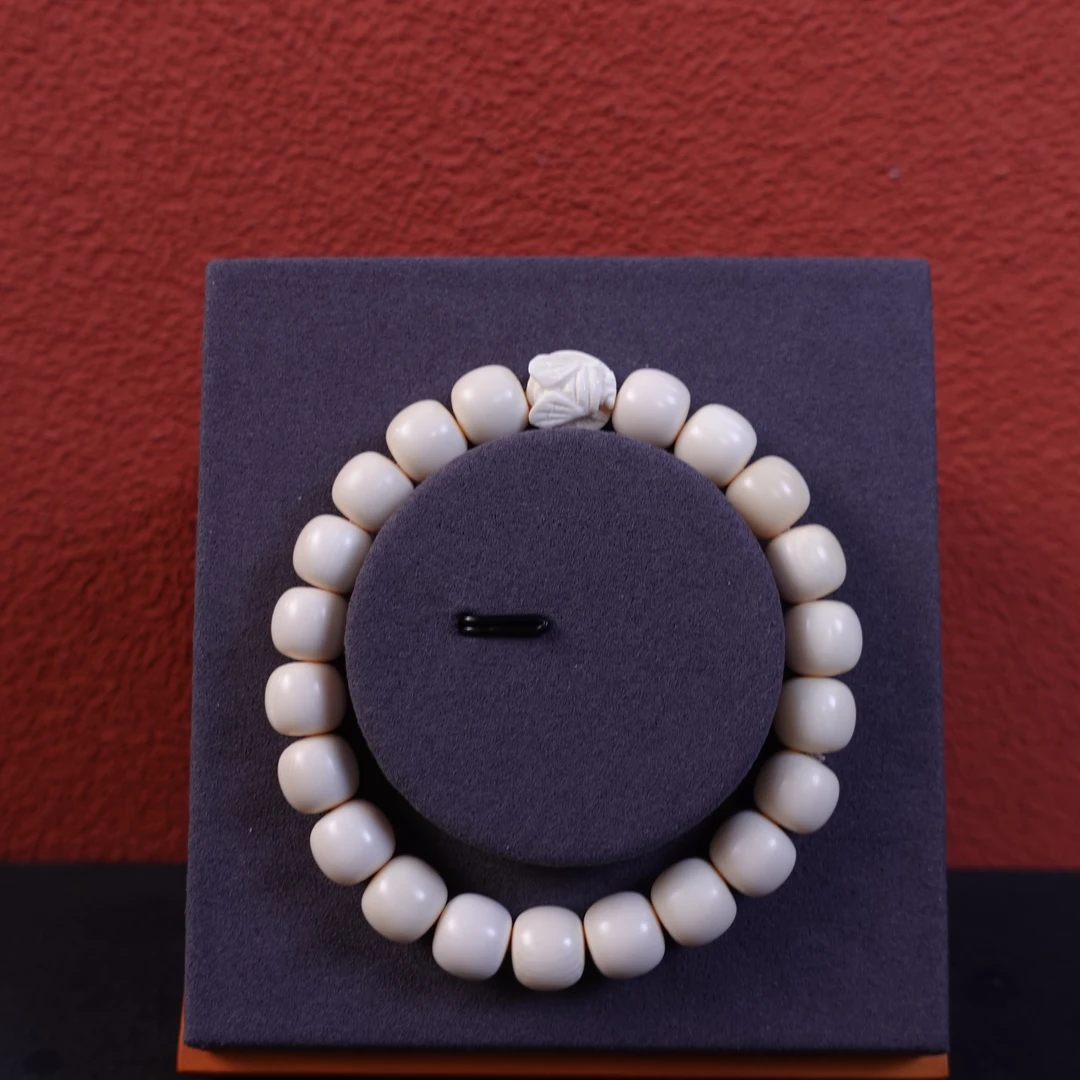 孙宁(省大) 猛犸牙喜从天降/赢钱儿老型手串9×10mm Y983/1011其一