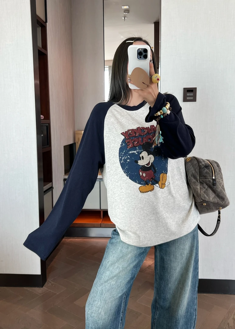 4600南油 BOHAN秀秀家黑白插肩袖米奇克标字母长袖T恤