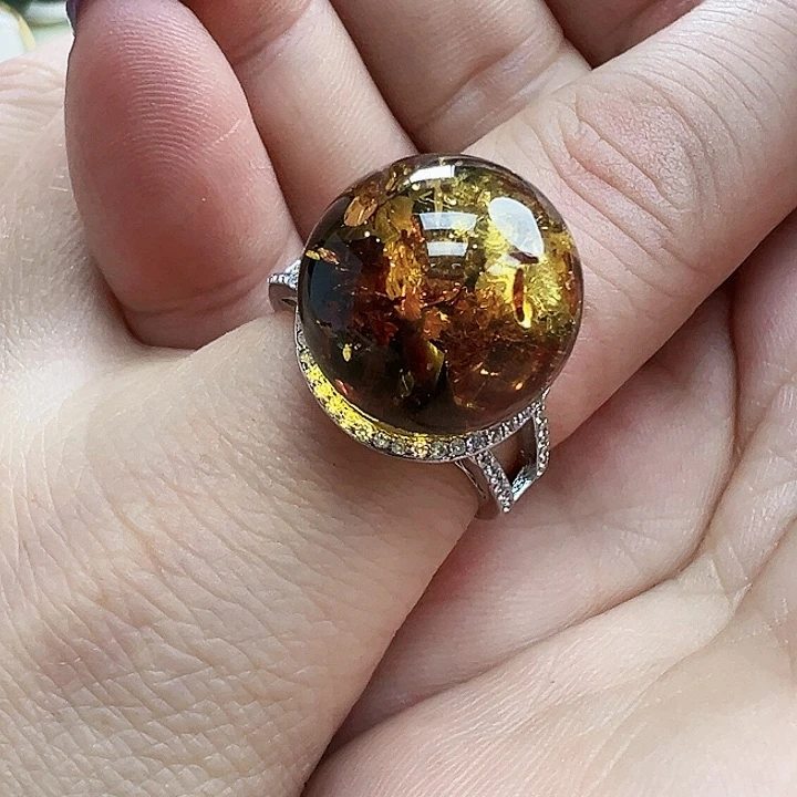 琥珀未镶嵌珠宝奇石