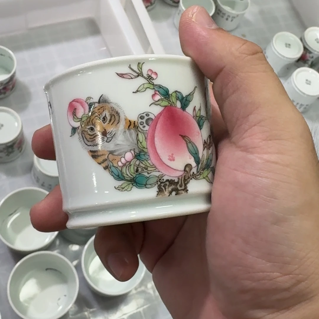 杯子瓷言所老曹甄选好瓷瑕疵