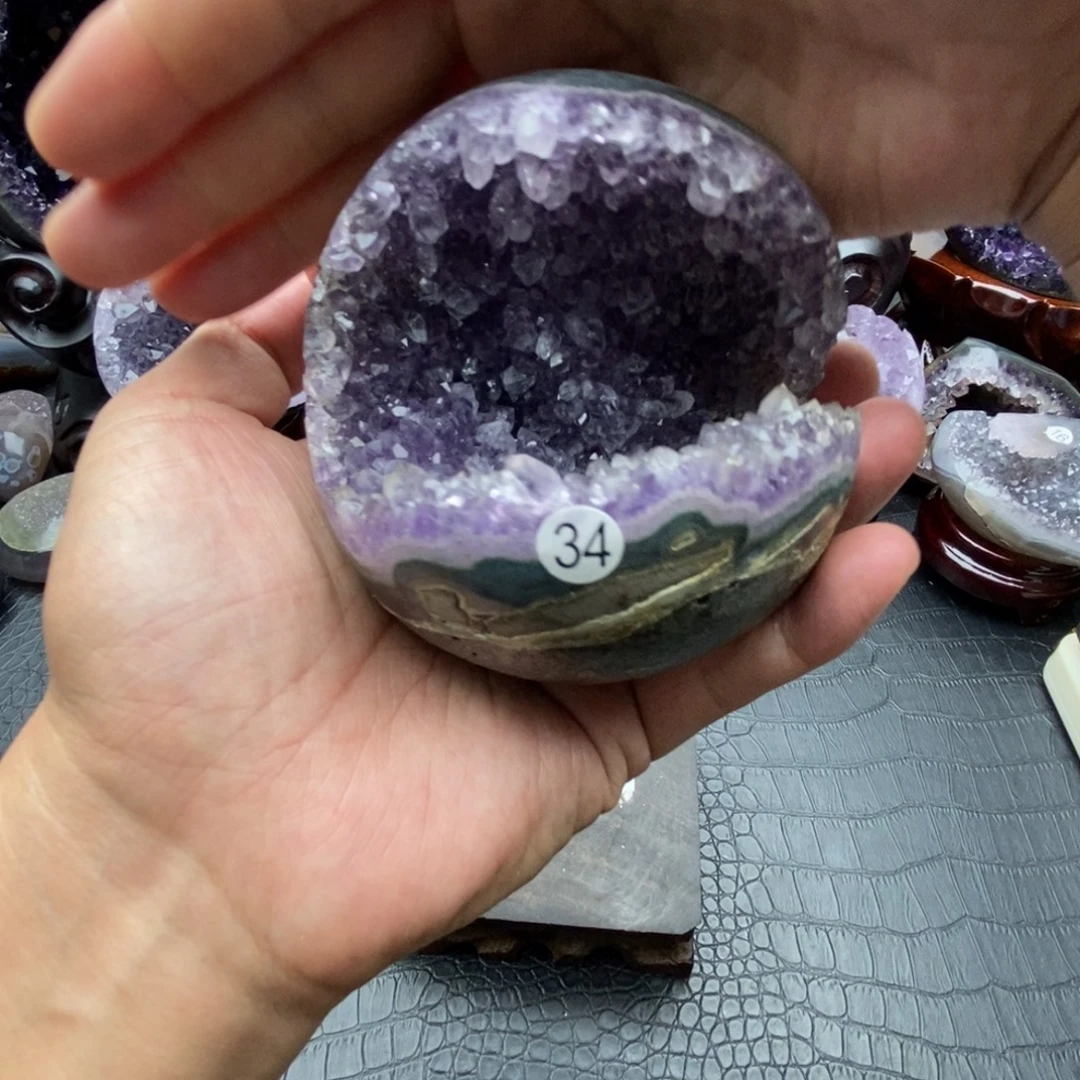 紫晶未镶嵌大型摆件（非配饰）