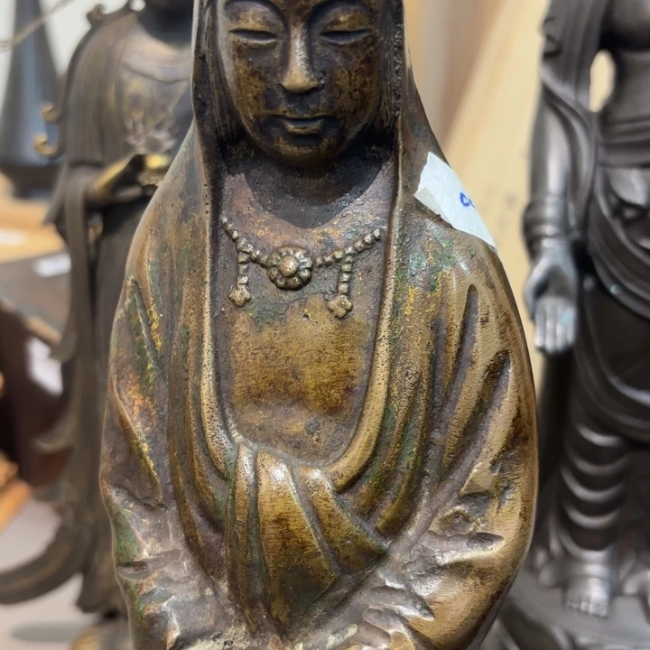 紫砂茶杯铜*堂非常美丽漂亮的物品