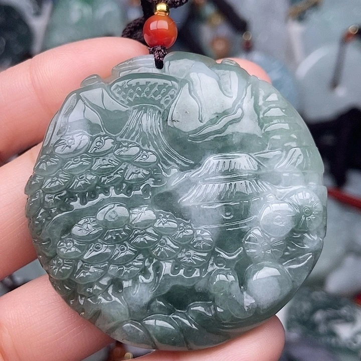 翡翠未镶嵌颈饰翡翠