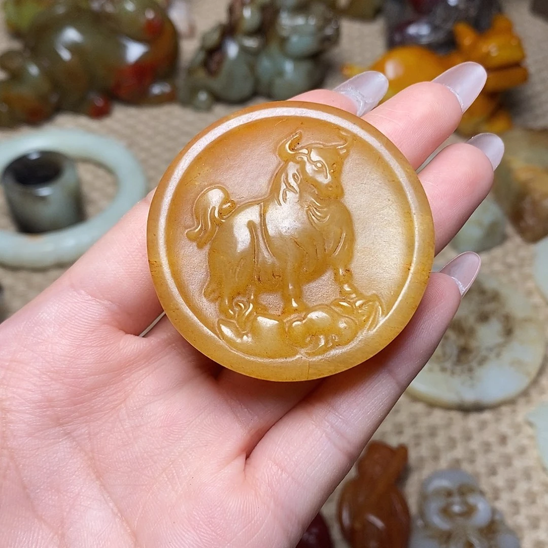 未镶嵌蛇纹石玉颈饰