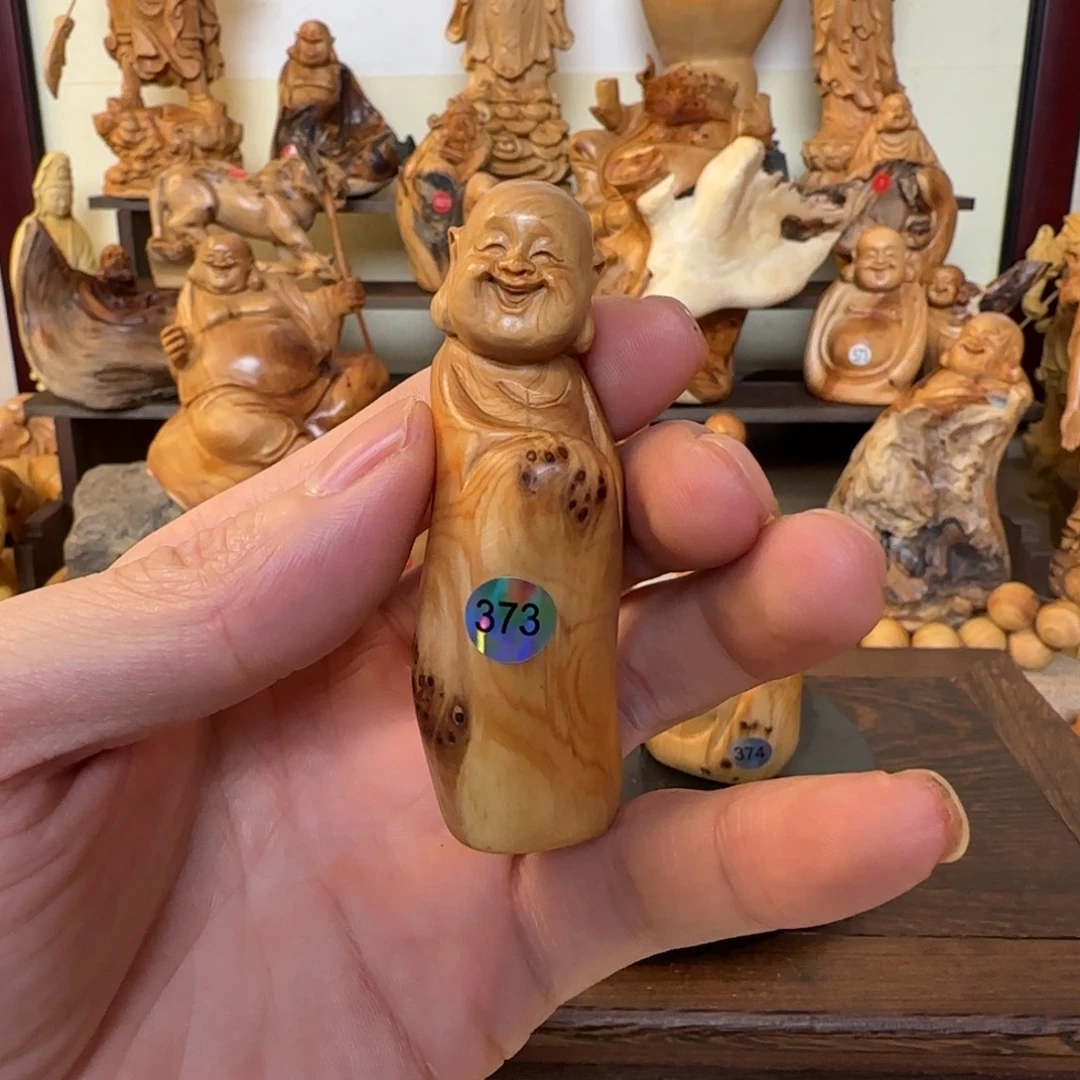 崖柏小木匠艺雕一物一拍