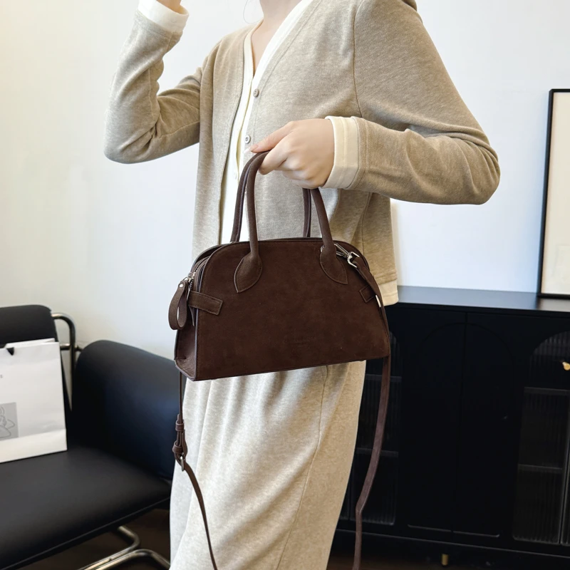 秋冬新款单肩包美拉德纯色耐磨斜跨时尚洋气女士小包包休闲腋下包