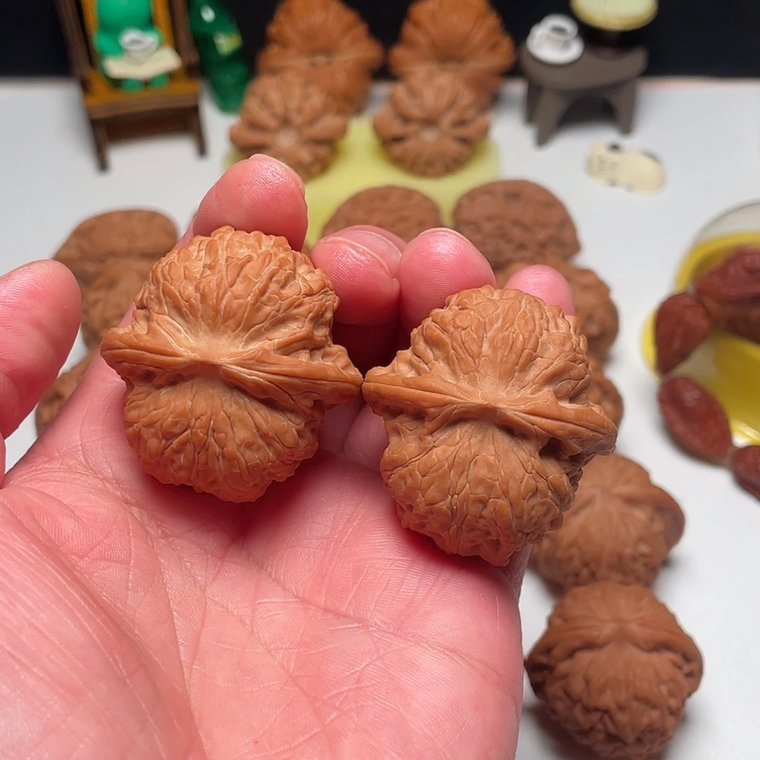 吊坠文玩核桃血麒麟