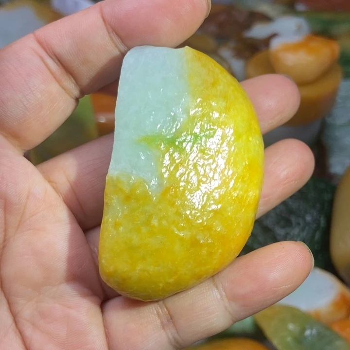 翡翠挂件未镶嵌缅甸翡翠