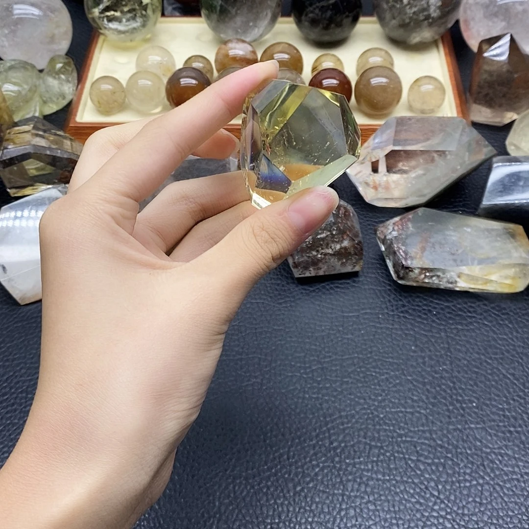 未镶嵌水晶珠宝半成品208水晶石