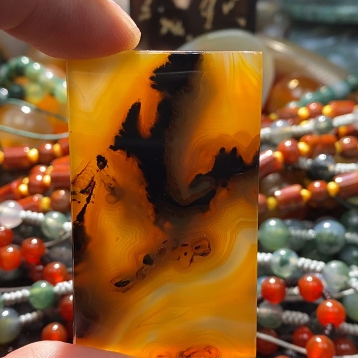 【闪购商品】玛瑙/玉髓颈饰未镶嵌清**扇