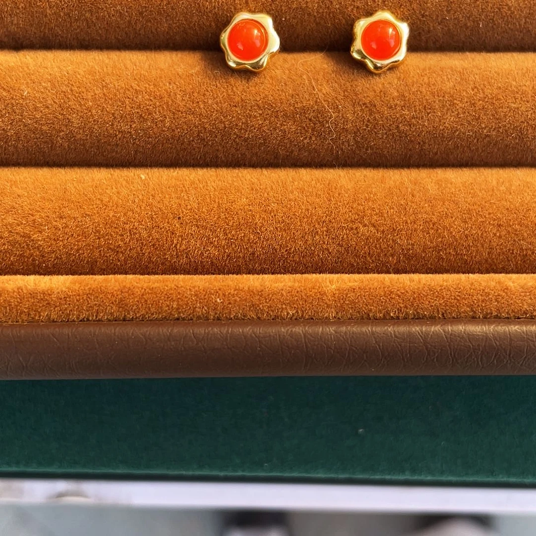 南红玛瑙银S925镀金镶嵌耳饰