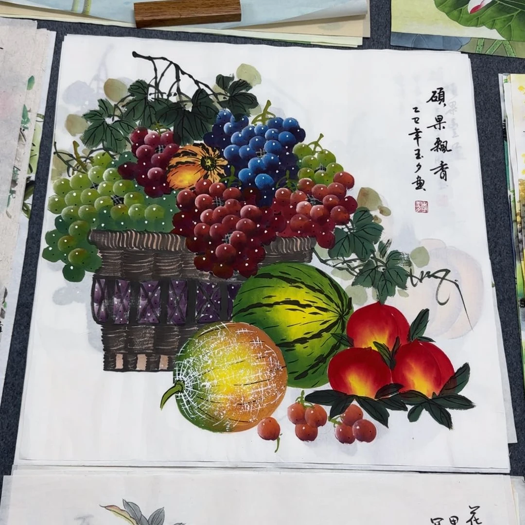 国画尺寸70X70手绘作品