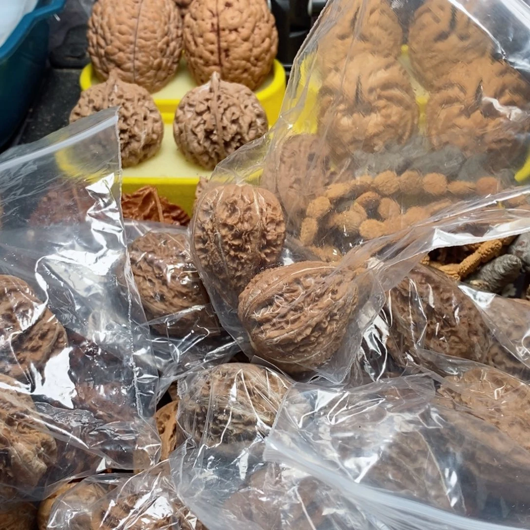 文玩核桃吊坠瑕疵27