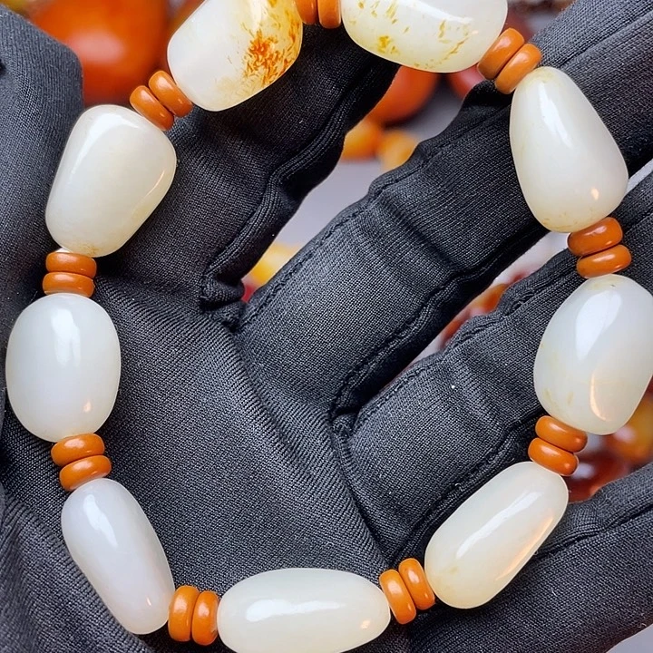 龙***海和田玉未镶嵌手链