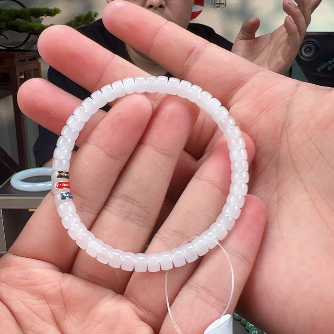 墨***问和田玉未镶嵌手链卡6mm藏物